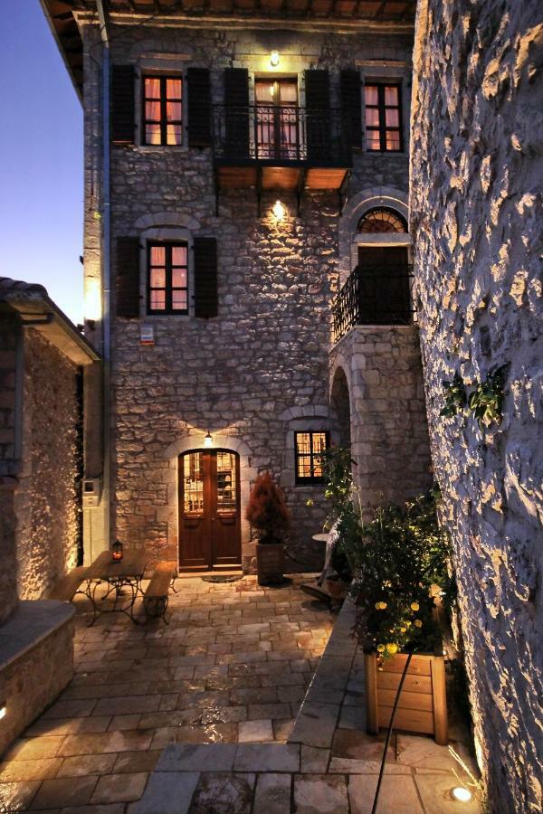 Lousiou Nymfes Bed and Breakfast Gortynia Buitenkant foto
