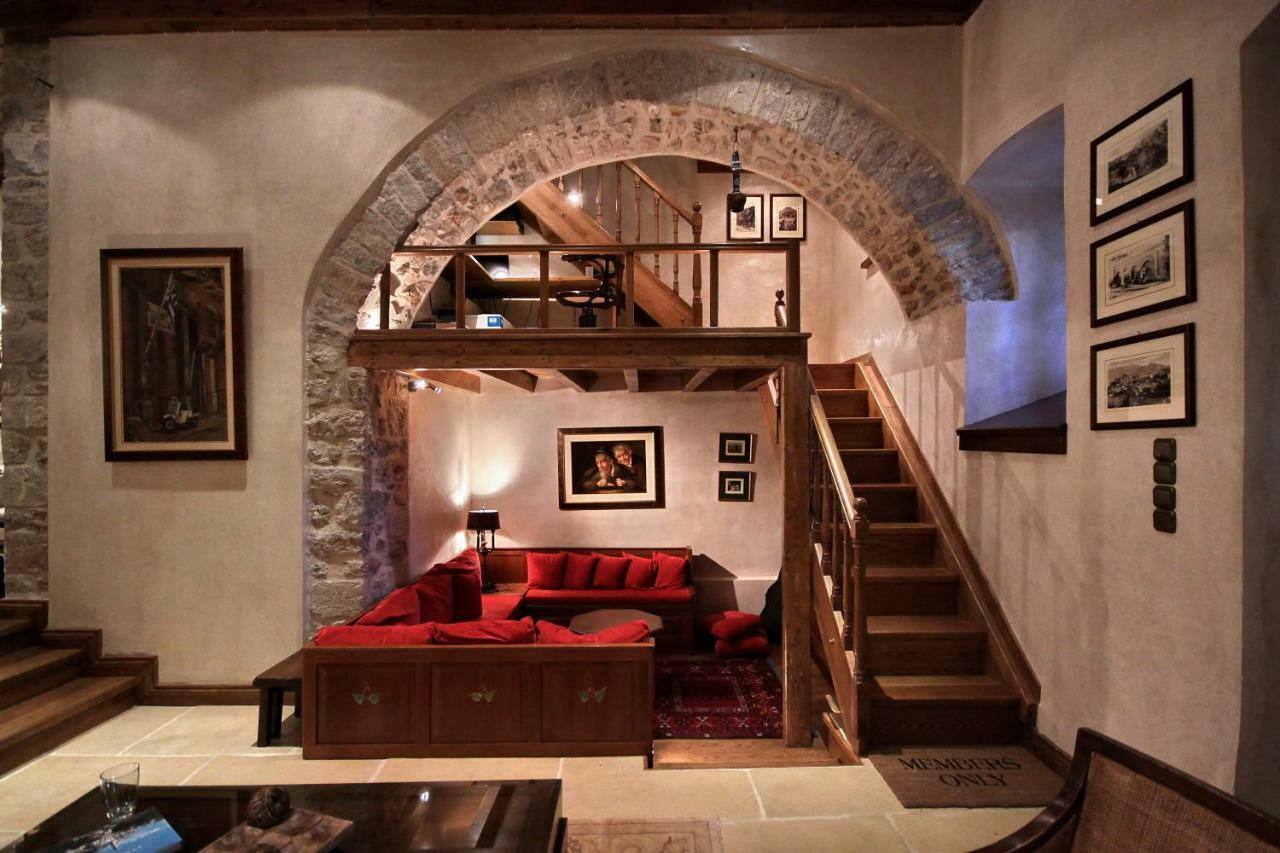 Lousiou Nymfes Bed and Breakfast Gortynia Buitenkant foto