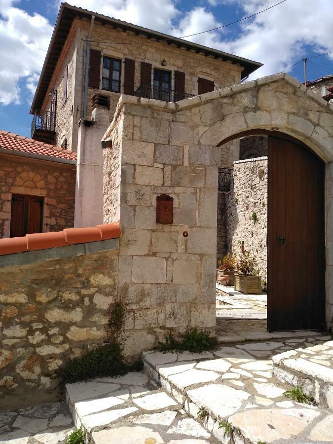 Lousiou Nymfes Bed and Breakfast Gortynia Buitenkant foto